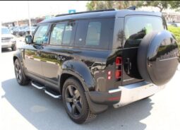 2024 Land Rover Defender 2.0L Turbocharged Inline 4 Cylinder Black Tan SUV