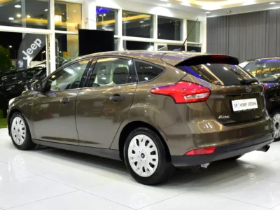 2017 Ford Focus S 4 Cylinder Petrol Engine Brown Black Hatchback GCC Specs