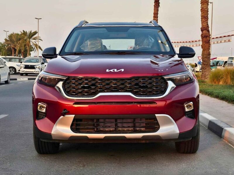 2023 Kia Sonet DUAL TONE 1.5L V4 Engine Red Beige SUV GCC Specs