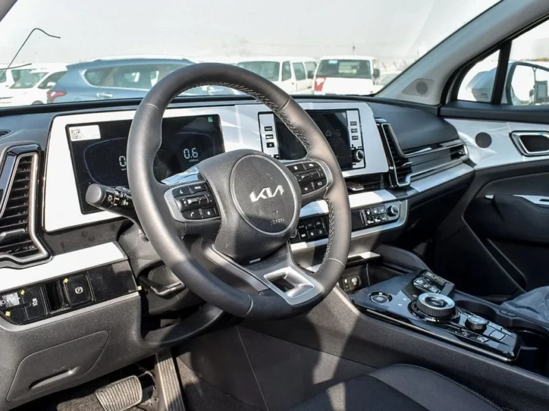 2024 Kia Sportage 4 Cylinder Petrol Engine Silver Black SUV Automatic