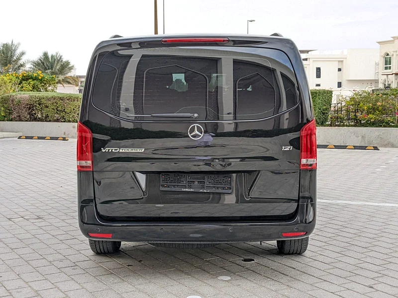 2019 Mercedes-Benz Vito 121 4 Cylinder Petrol Engine Black Van GCC Specs