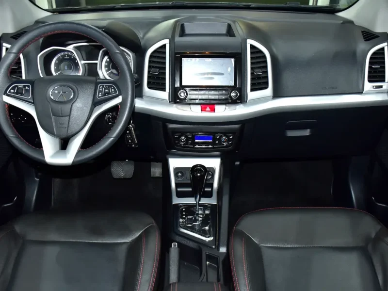 2019 JAC S3 Luxury 4 Cylinder Petrol Engine Brown Black Crossover GCC Specs