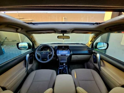 2019 Toyota Prado GXR V6 Engine 4.0 Liter 4WD White Beige SUV GCC