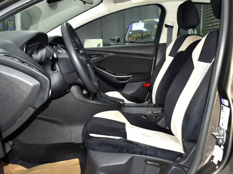 2017 Ford Focus S 4 Cylinder Petrol Engine Brown Black Hatchback GCC Specs