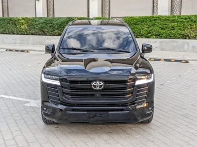 2009 Toyota Land Cruiser GXR 6 Cylinder Petrol Engine Black Beige SUV GCC