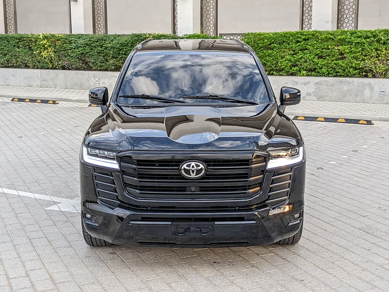 2009 Toyota Land Cruiser GXR 6 Cylinder Petrol Engine Black Beige SUV GCC