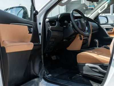 2026 Toyota Fortuner VX 4.0 Litre V6 Petrol Engine AT White Tan SUV GCC Specs