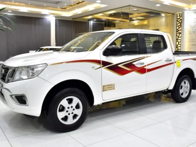 2020 Nissan Navara Other 4 Cylinder Petrol Engine White Maroon Pickup Truck