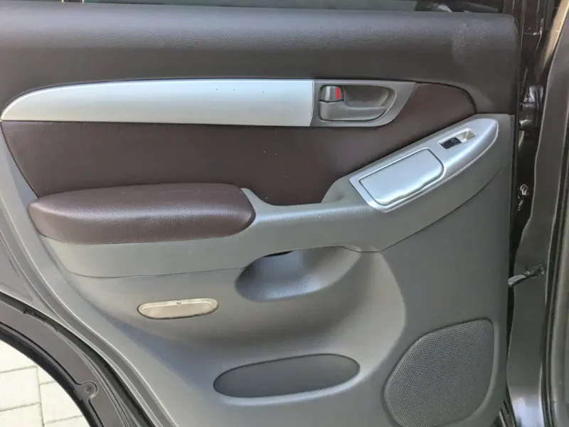 2006 Toyota Prado GX TOP 4 Cylinder Petrol Engine Grey Brown SUV GCC