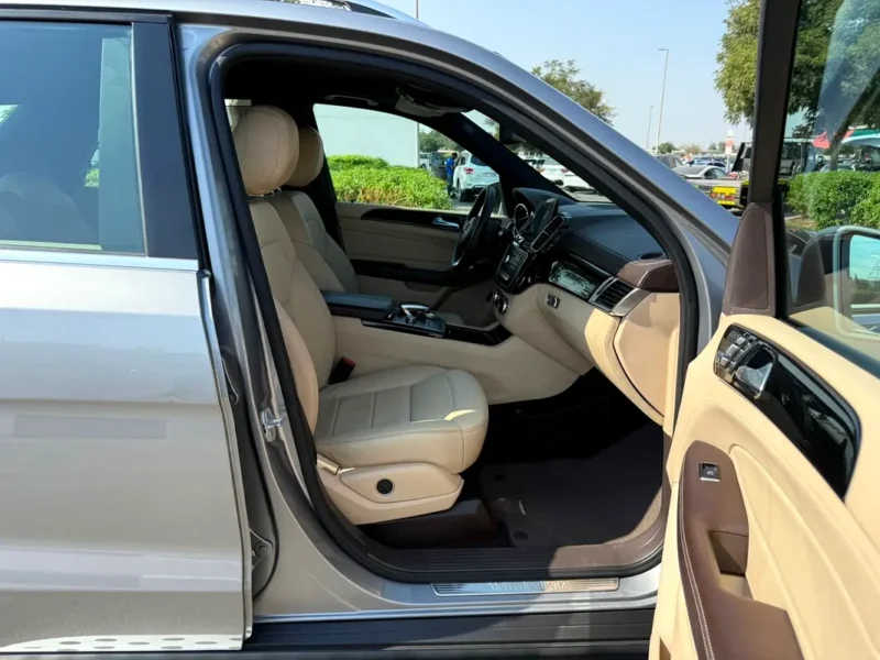 2016 Mercedes-Benz GLE-Class GLE 400 6 Cylinder Petrol Engine Grey Beige SUV