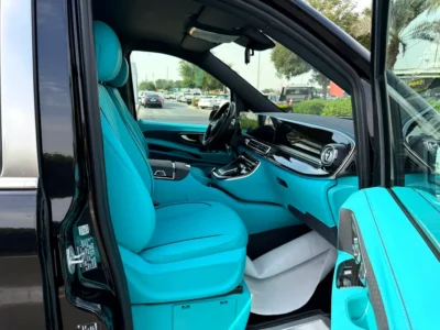 2025 Mercedes-Benz V-Class V 250 4 Cylinder Petrol Engine Black Blue Van