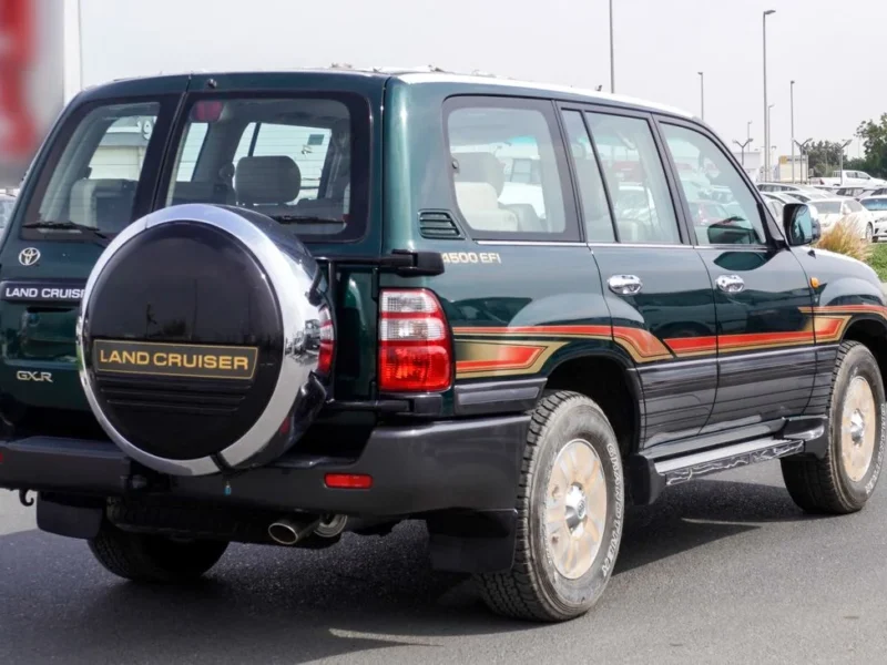 2004 Toyota Land Cruiser GXR 4.5 L V6 Engine Green Beige SUV GCC