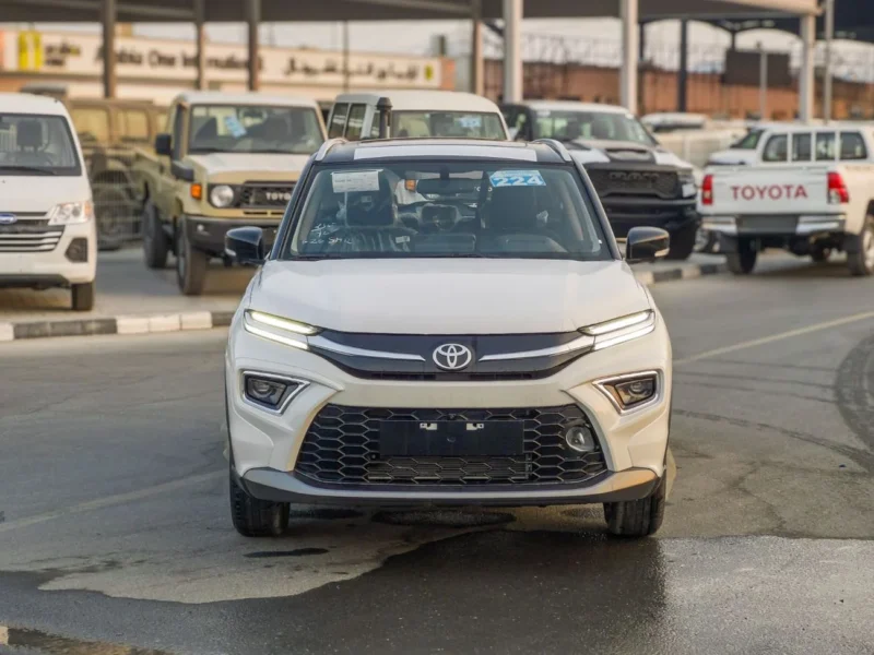 2025 TOYOTA URBAN CRUSIER 1.5 Liter 4 Cylinder Engine White Burgundy Sedan