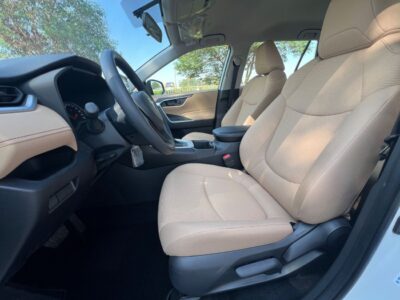 2025 Toyota RAV4 4WD EXR 2.5 Liter 4 Cylinder Petrol Engine White Beige SUV GCC