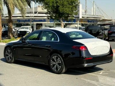 2026 Mercedes-Benz E-Class E 200 4 Cylinder Petrol Engine Black Beige Sedan