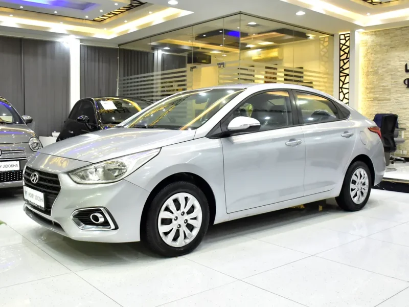 2020 Hyundai Accent Comfort 4 Cylinder Petrol Engine Silver Grey Sedan GCC