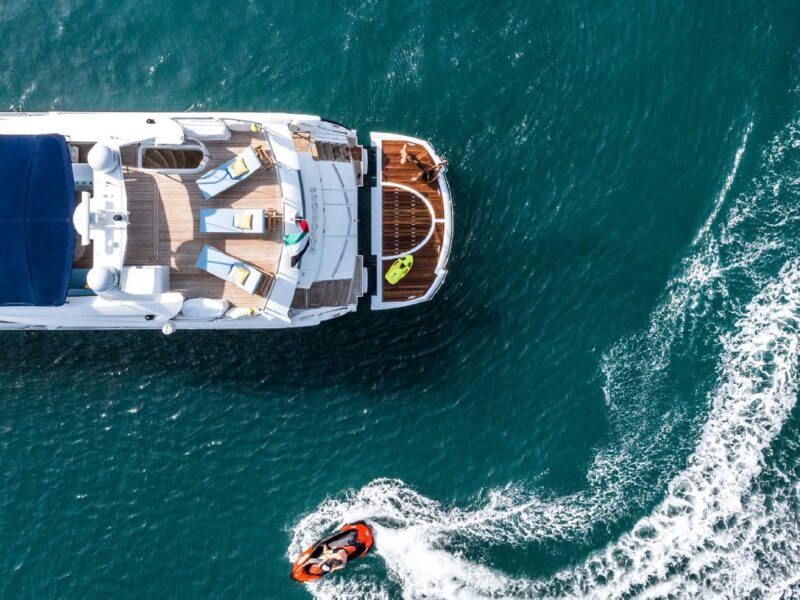 Yacht Charters for 20 PAX Dubai UAE