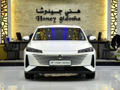 2025 Changan Eado Plus Trend 4 Cylinders Petrol Engine White Beige Sedan GCC