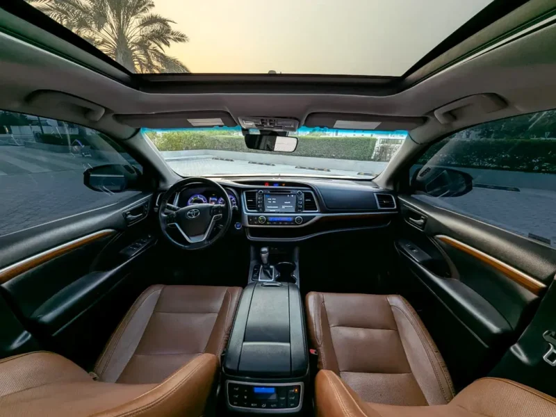 2019 TOYOTA HIGHLANDER LIMITED 3.5 Litres V6 Hybrid Engine Grey Brown SUV