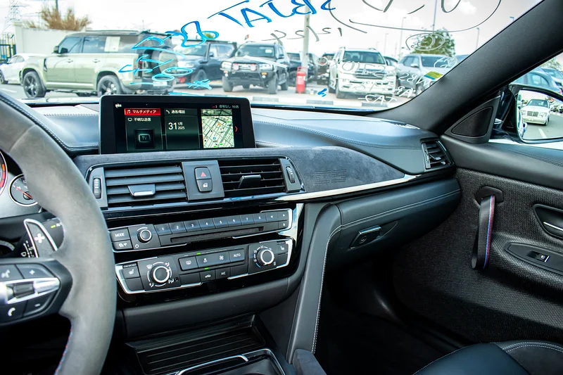 2018 BMW M4 Coupe 6 Cylinder Petrol Engine Blue Black Coupe