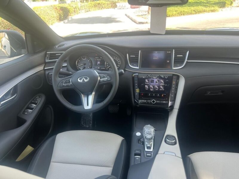 2024 Infiniti QX55 Luxe 2.0 Liter 4 Cylinder Petrol Engine Grey Beige SUV GCC