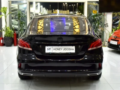 2022 MG MG6 Trophy 4 Cylinder Petrol Engine Black Red Sedan GCC Specs