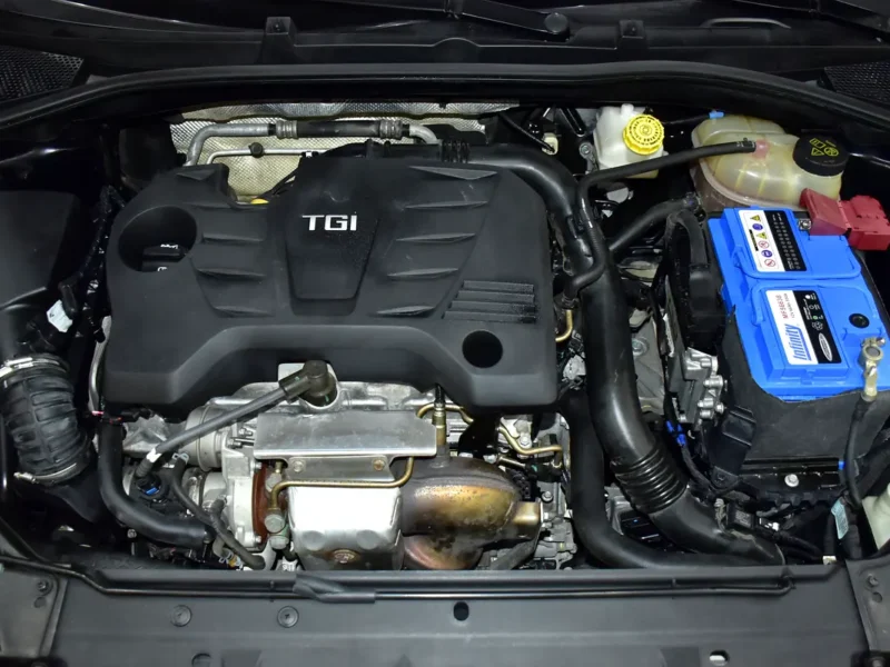 2022 MG MG6 Trophy 4 Cylinder Petrol Engine Black Red Sedan GCC Specs