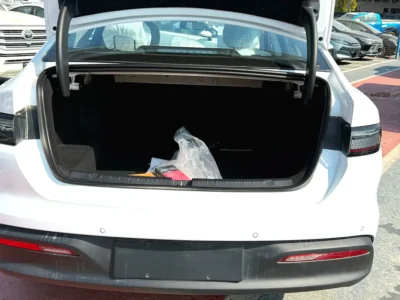 2025 BYD Seal 05 DM-I 4 Cylinder Hybrid Engine White Sedan