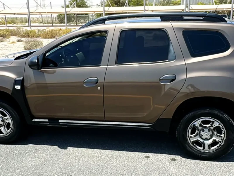 2019 Renault Duster LE 4 Cylinder Petrol Engine Brown Beige SUV GCC Specs