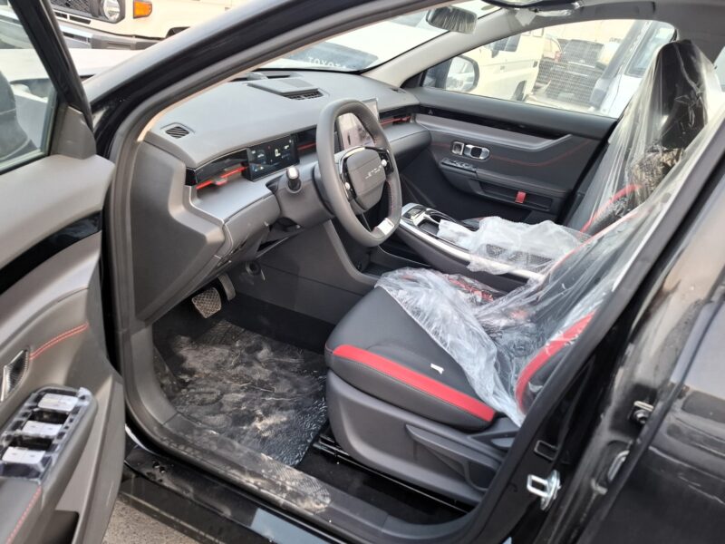 2025 Jetour Dashing 1.6L 4-Cylinder Turbo Petrol Black SUV 4WD