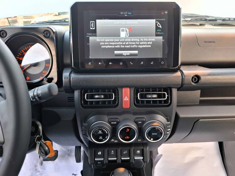 2026 Suzuki Jimny 1.5L 4 Cylinder Petrol Engine White Black SUV GCC Specs