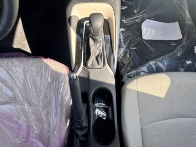 2025 TOYOTA COROLLA GLI HEV 1.8L 4 Cylinder Engine Grey Beige Sedan GCC