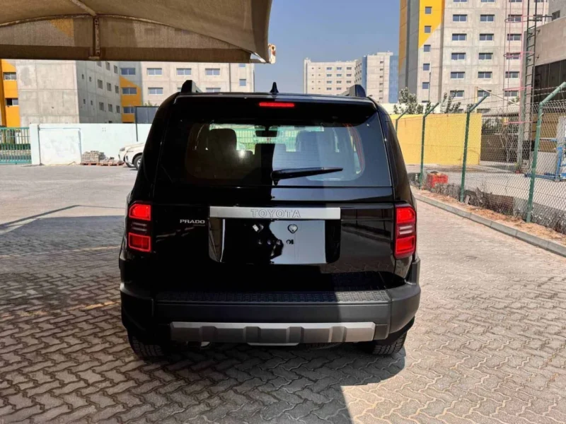 2025 Toyota Prado 2.8L DIESEL 4 Cylinder Diesel Engine Black SUV RHD