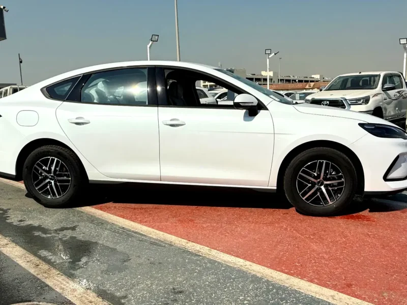 2025 BYD Seal 05 DM-I 4 Cylinder Hybrid Engine White Sedan