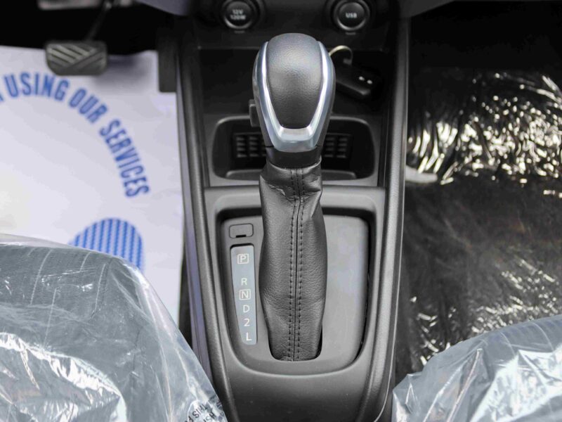 2024 Suzuki Ertiga 1.5L 4 Cylinder Petrol Engine Silver Black SUV GCC Specs