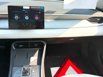 2025 BYD Seal 05 DM-I 4 Cylinder Hybrid Engine White Sedan