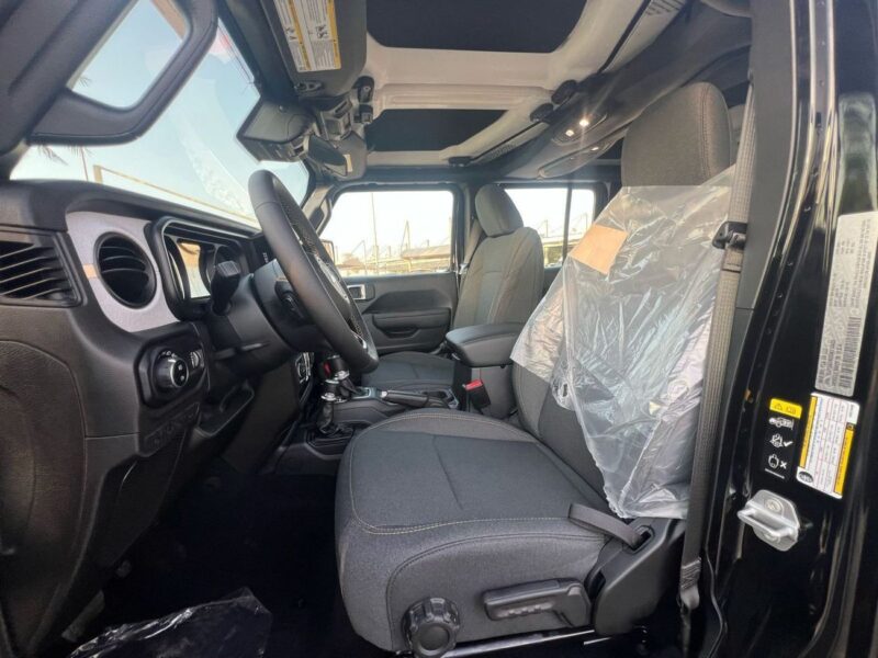 2025 Jeep Wrangler Unlimited Sport S 2.0L AT 4 Cylinder Petrol Engine Black Grey SUV