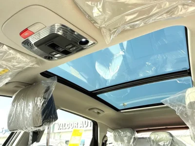 2025 Kia Sportage Other 4 Cylinders Petrol Engine Black White SUV