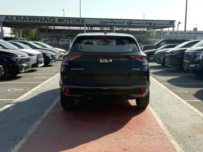 2025 Kia Sportage Other 4 Cylinders Petrol Engine Black White SUV