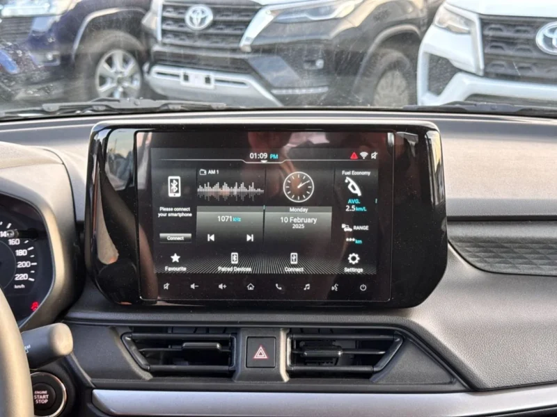 2025 Suzuki Swift GLX 1.2L 4 Cylinder Petrol Engine Grey Black Hatchback