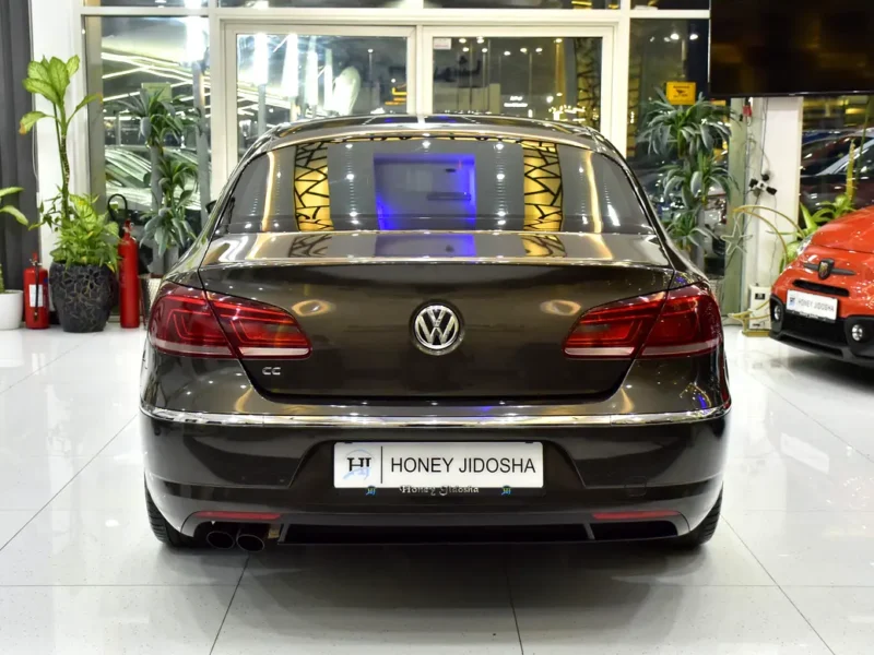 2015 Volkswagen CC Sport 4 Cylinder Petrol Engine Brown Beige Sedan GCC