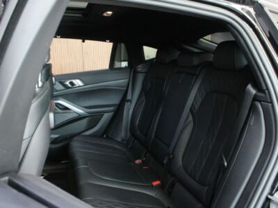 2023 BMW X6 M50i 4.4L Twin-Turbo Premium Unleaded V8 Black SUV