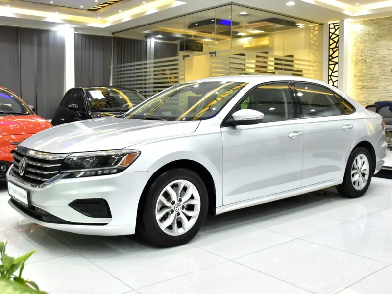 2021 Volkswagen Passat Comfortline 5 Cylinders Petrol Engine Silver Black Sedan