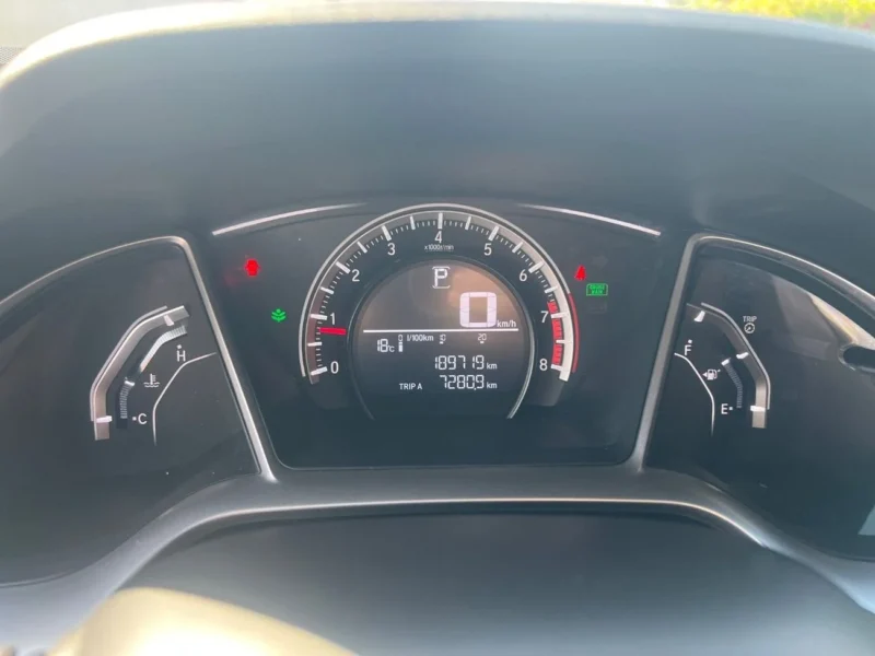 2017 Honda Civic LX 2.0 Liters 4 Cylinders Engine Maroon Beige Hatchback GCC