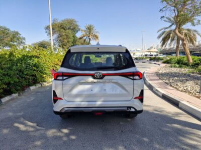 2025 TOYOTA VELOZ 1.5 Liter 4 Cylinder Engine PETROL GCC White Black SUV