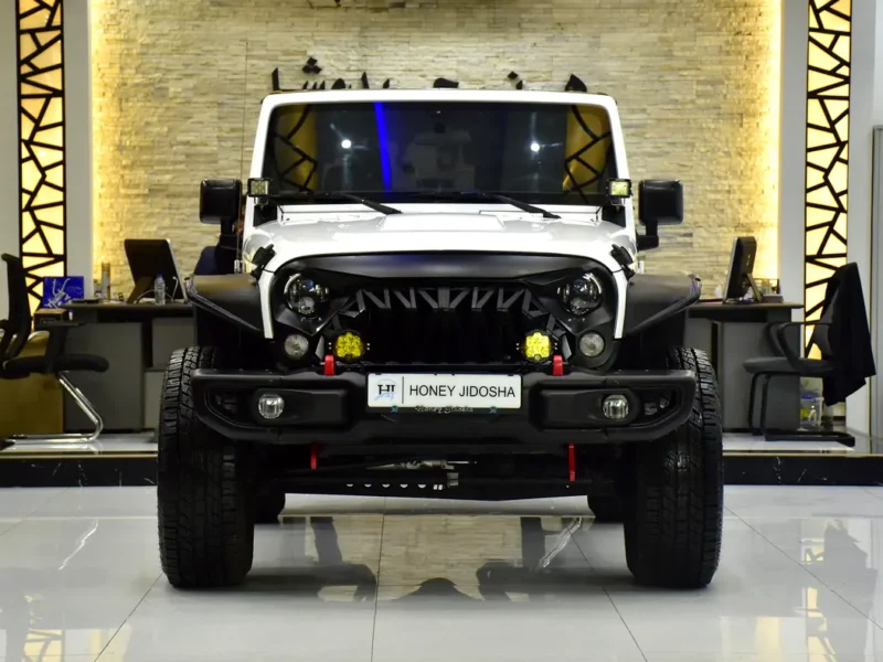 2017 Jeep Wrangler Sport 6 Cylinders Petrol Engine White Black SUV GCC