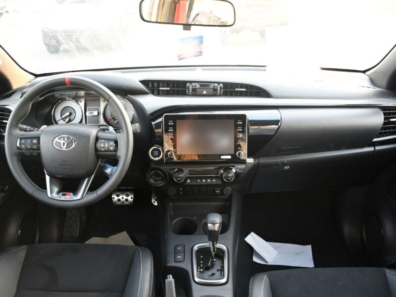 2025 Toyota Hilux 4.0L 6 Cylinder GR Sport Rally Edition Full Option White Black
