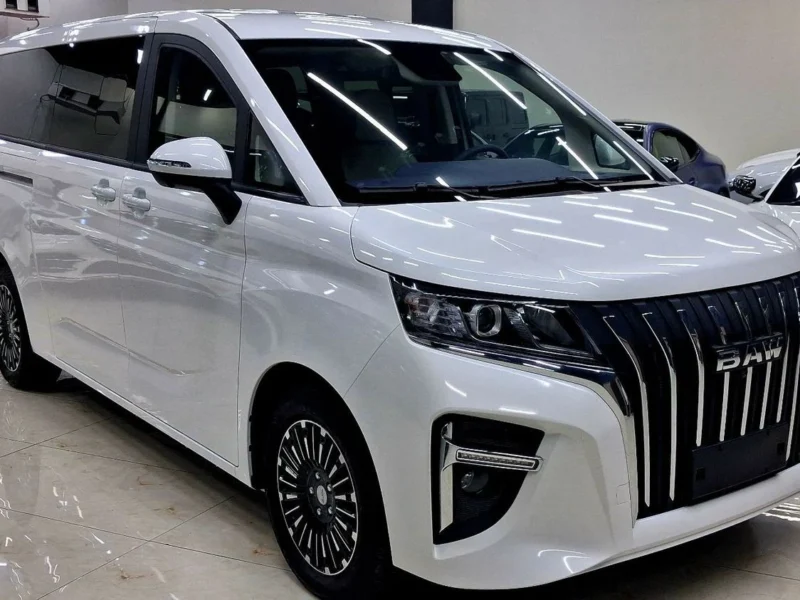 2026 BAW 212 M7 2.0 Liter 4 Cylinder Petrol Engine White Blue Van