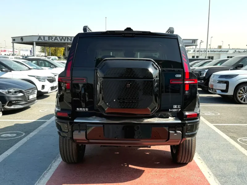 2025 DongFeng M-Hero 917 EREV 4 Cylinder Hybrid Engine Black Beige SUV