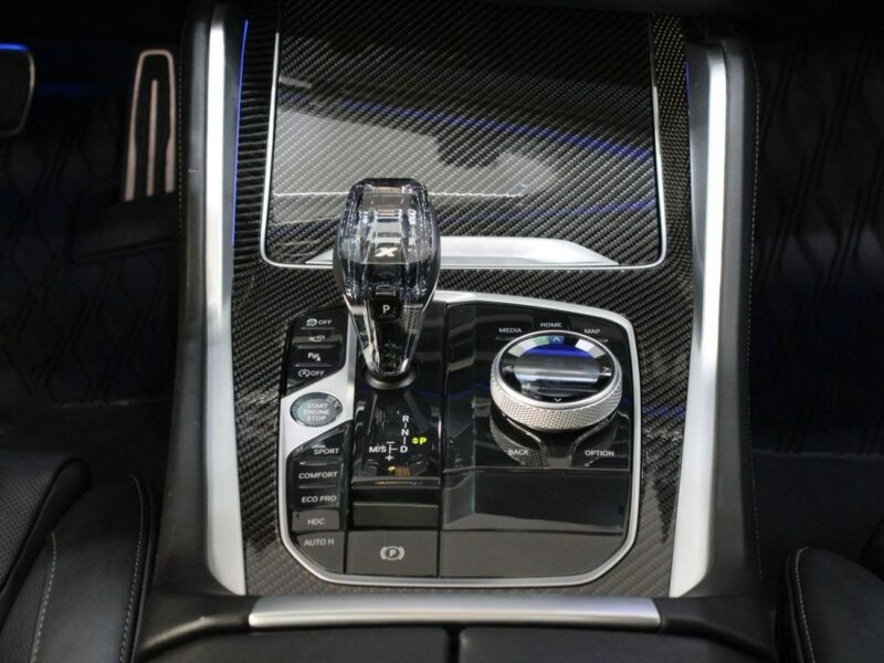 2023 BMW X6 M50i 4.4L Twin-Turbo Premium Unleaded V8 Black SUV